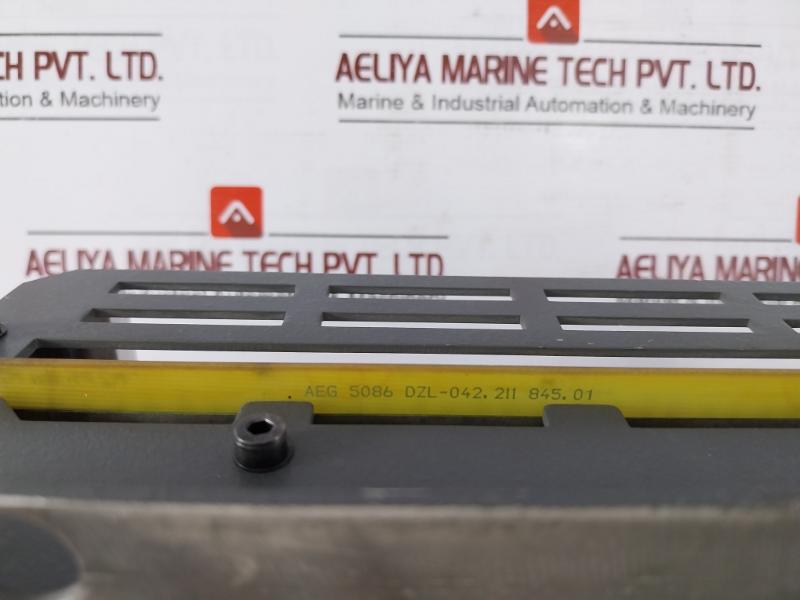 Aeg Modicon A020 Plus Plc Extension Unit 211880.00 24V 7628-042.219763.00