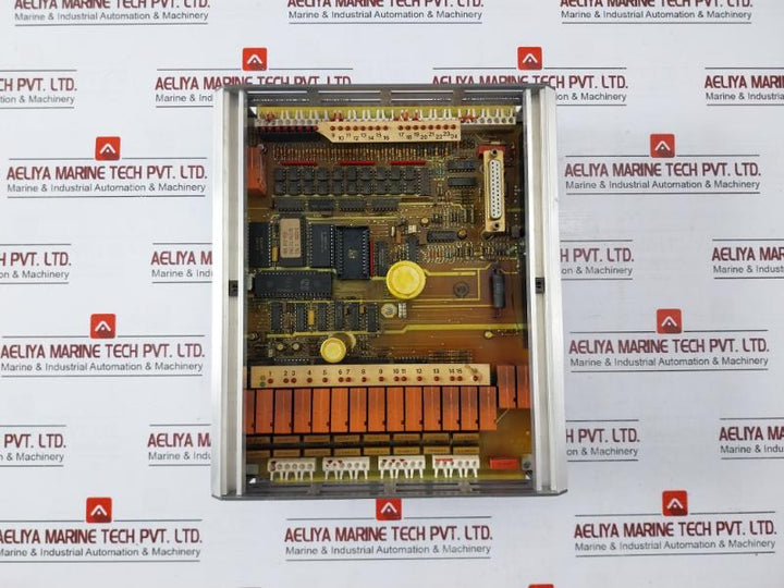 Aeg Modicon A020 Plus Plc Extension Unit 211880.00 24V 7628-042.219763.00