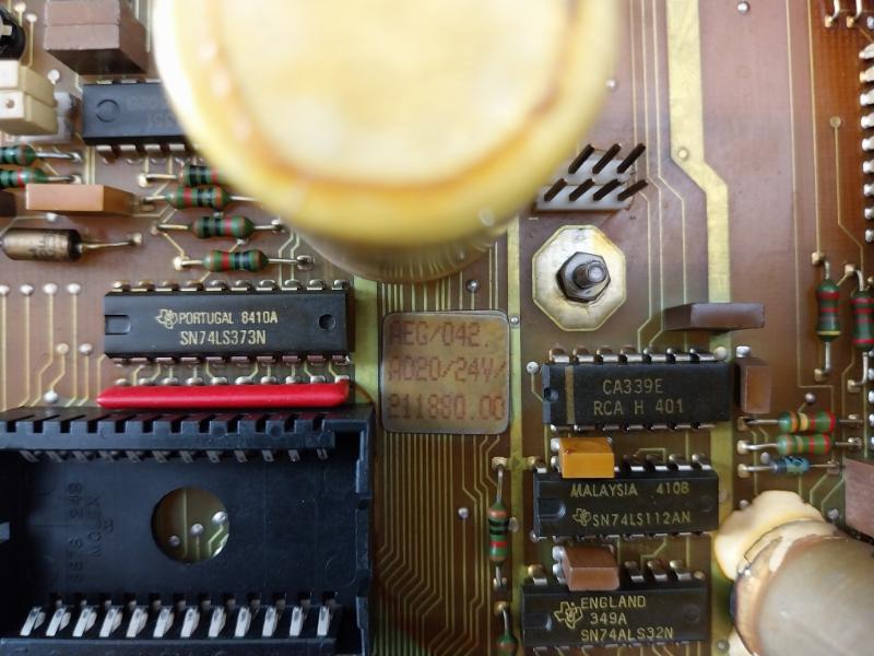 Aeg Modicon A020 Plus Plc Extension Unit 211880.00 24V 7628-042.219763.00