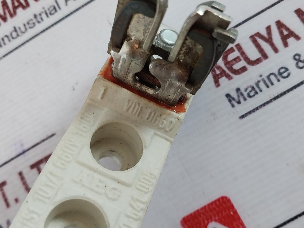 Aeg Sist 101/i 1-pole Fuse Base Loadbreak Disconnectors