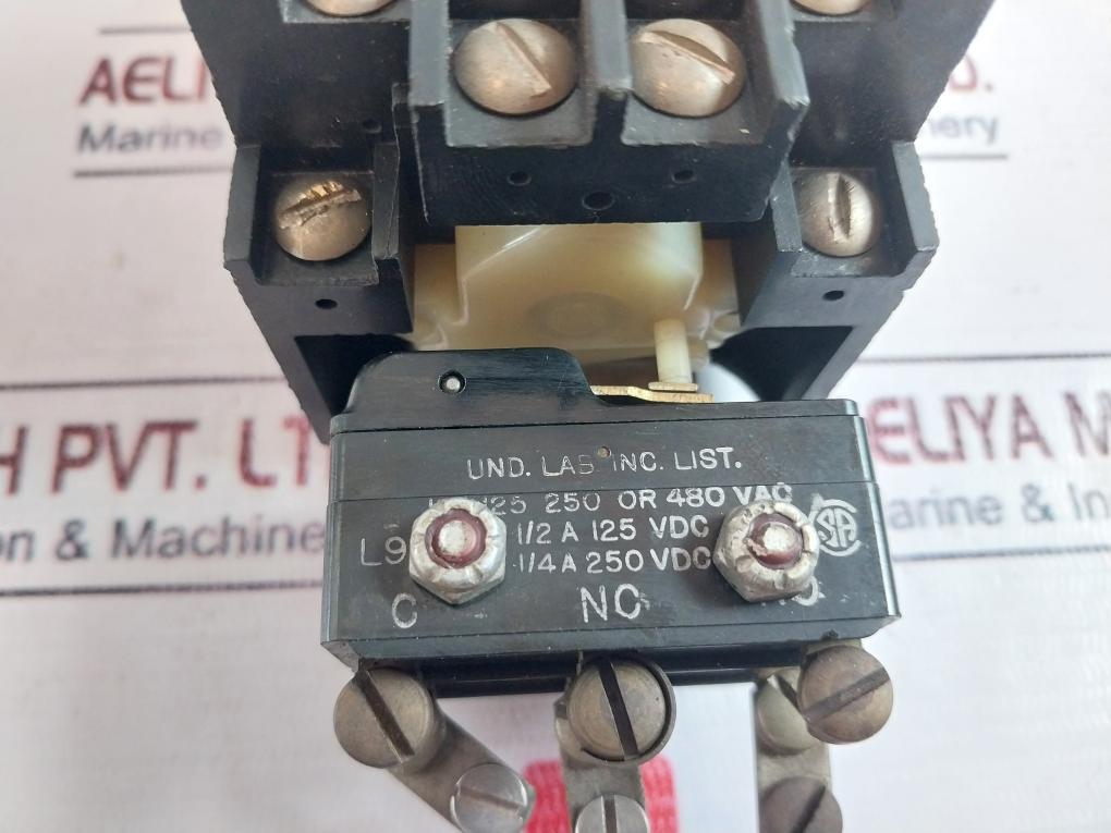 Agastat 7012 L9F Llhoriz Time Delay Relay 1-10 Min