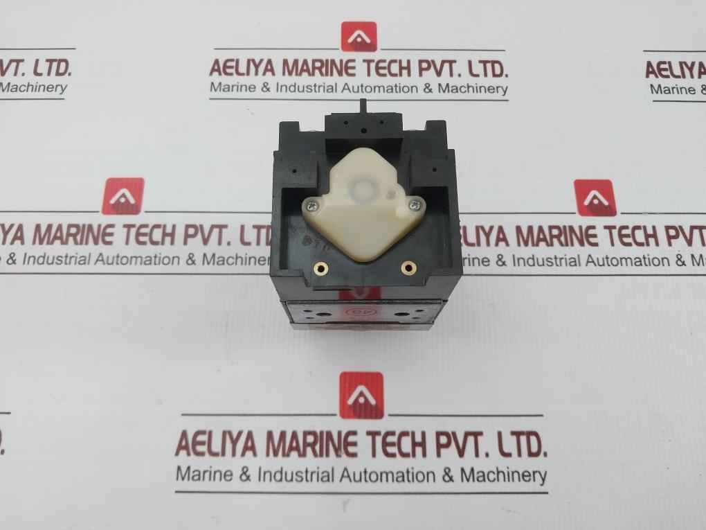 Agastat Timing Relay 120 V 60Hz Time: 1.5-15 Second 7012Ac