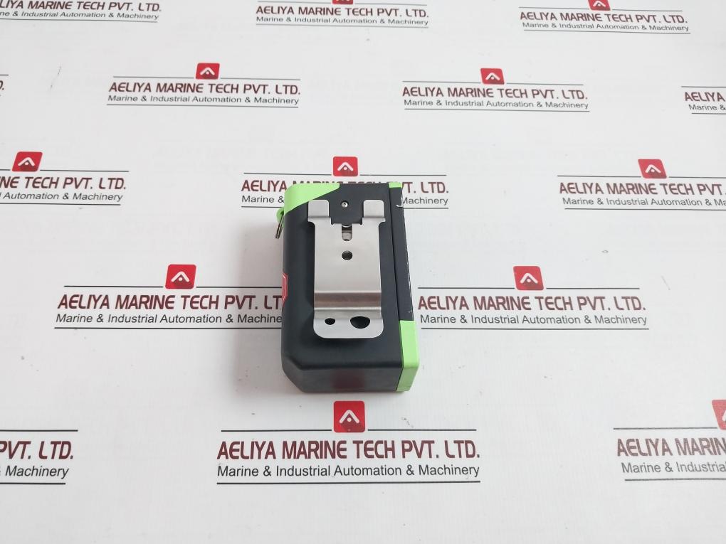 Aim Logic 600 Wearable Gas Detector