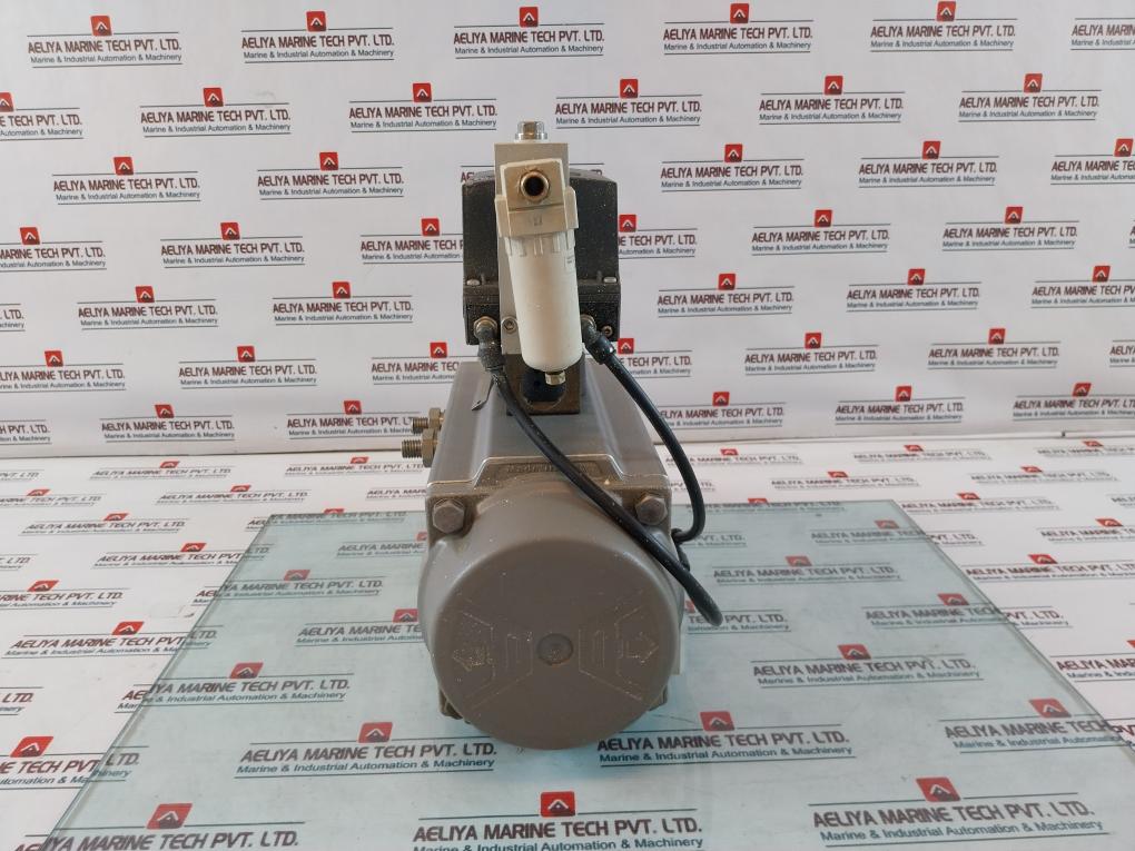 Air Torque DR00450U AZL Pneumatic Actuator W/ 6DR5020-0NG30-0AB0/ AF20-F02C-2A