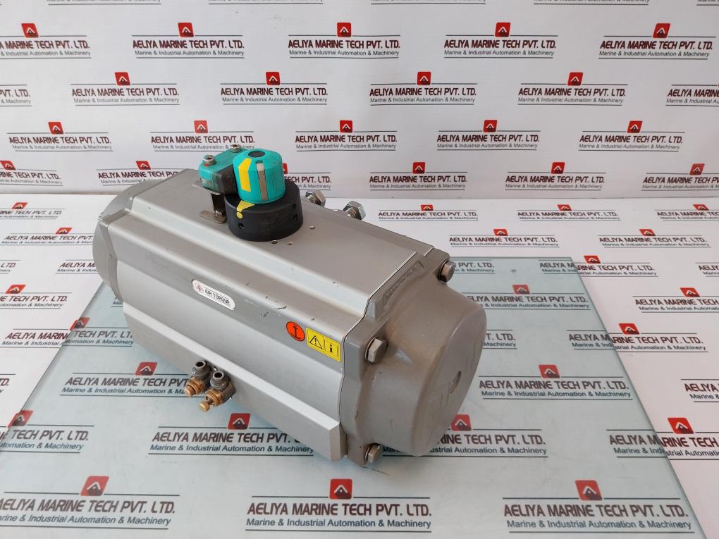Air Torque DR00450U AZL Pneumatic Actuator W/ NBN4-F25-E8-V1 Proximity Sensor