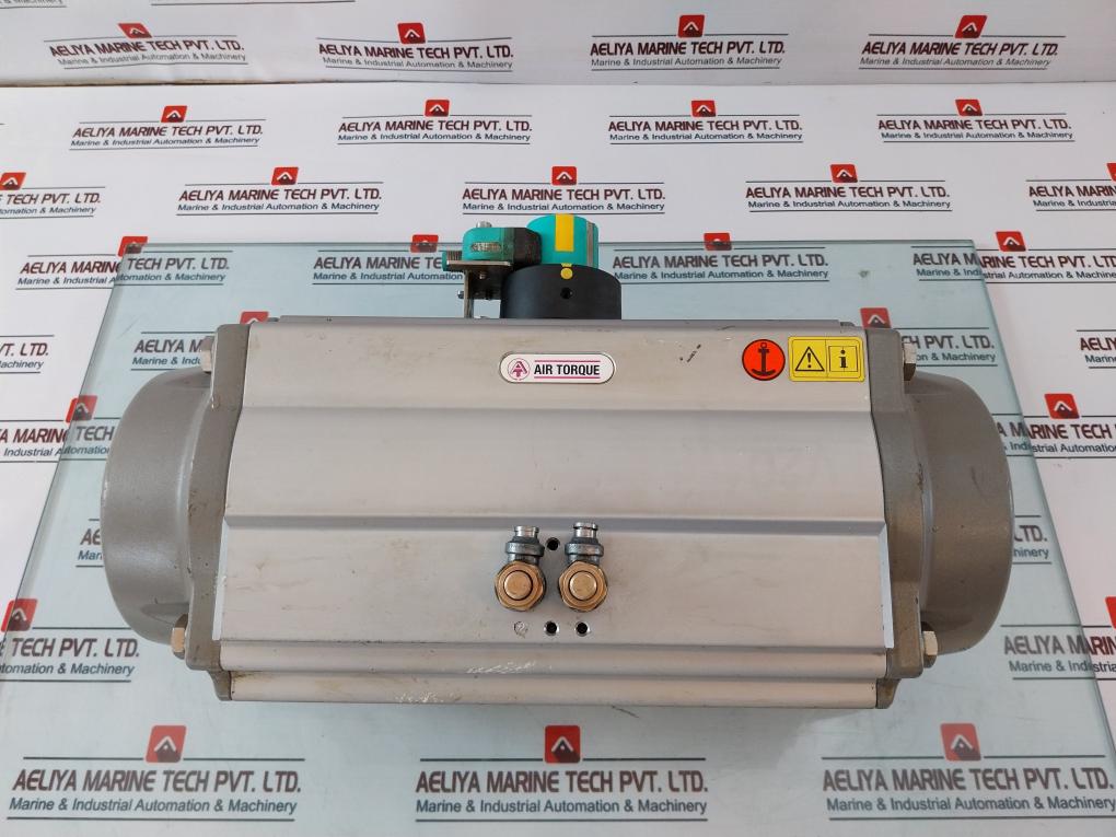 Air Torque DR00450U AZL Pneumatic Actuator W/ NBN4-F25-E8-V1 Proximity Sensor