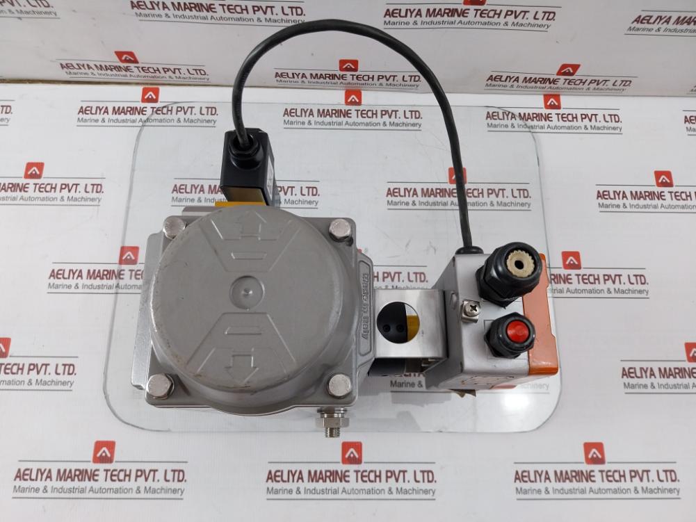 Air Torque Dr00220u Azl Pneumatic Actuator 8 Bar 236 Nm Ip66 / Ip67 24v Dc