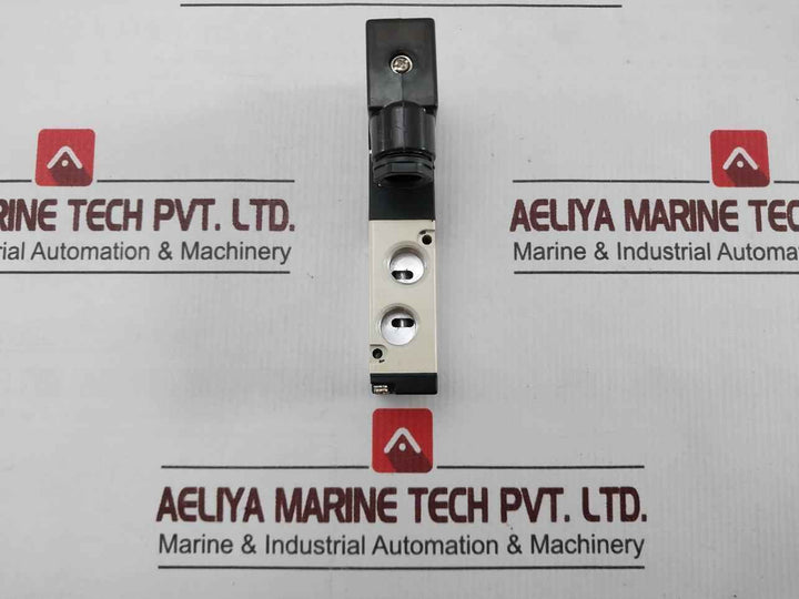 Airtac 4V210-08 Solenoid Valve 0.15~0.8Mpa Dc24V 3W