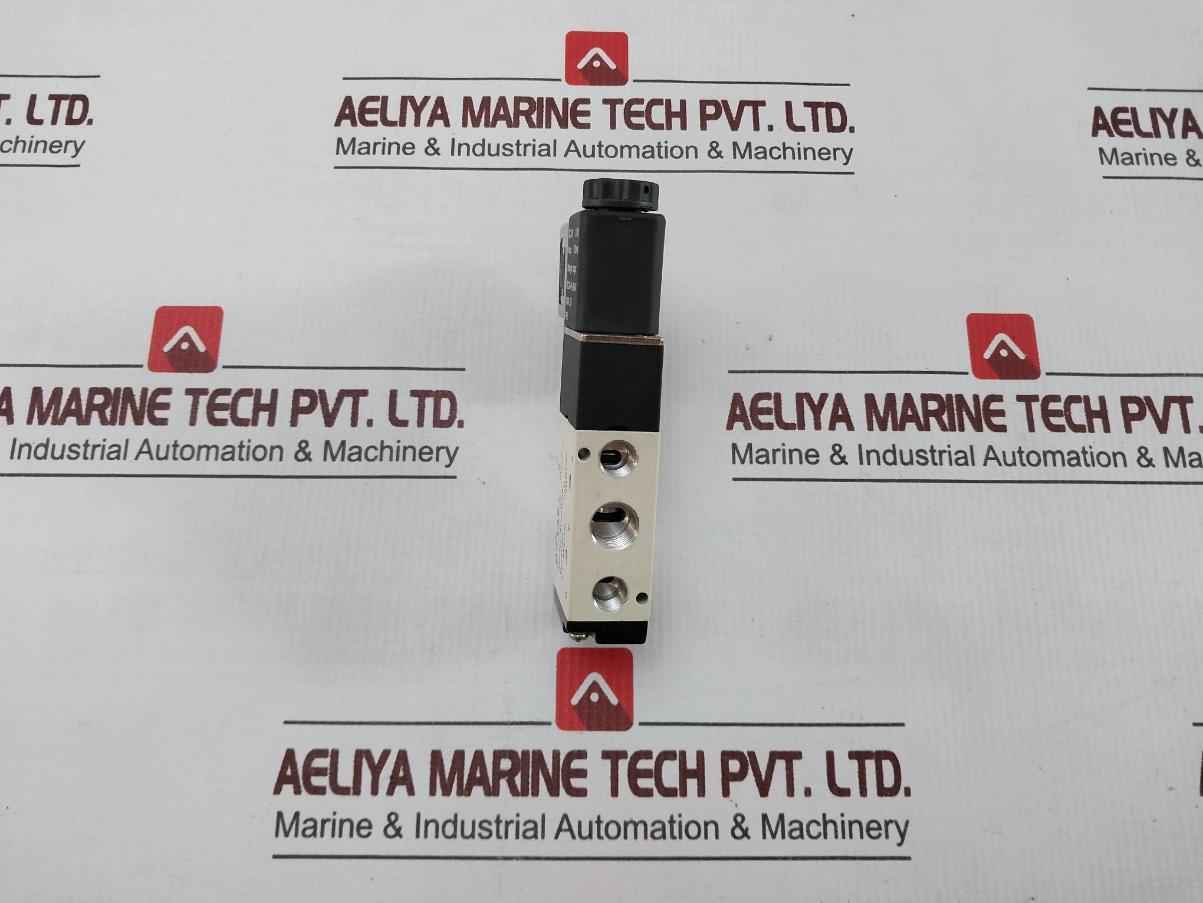 Airtac 4V210-08 Solenoid Valve 1.5~8Kgf/Cm2 Dc24V 3.0W 120Ma
