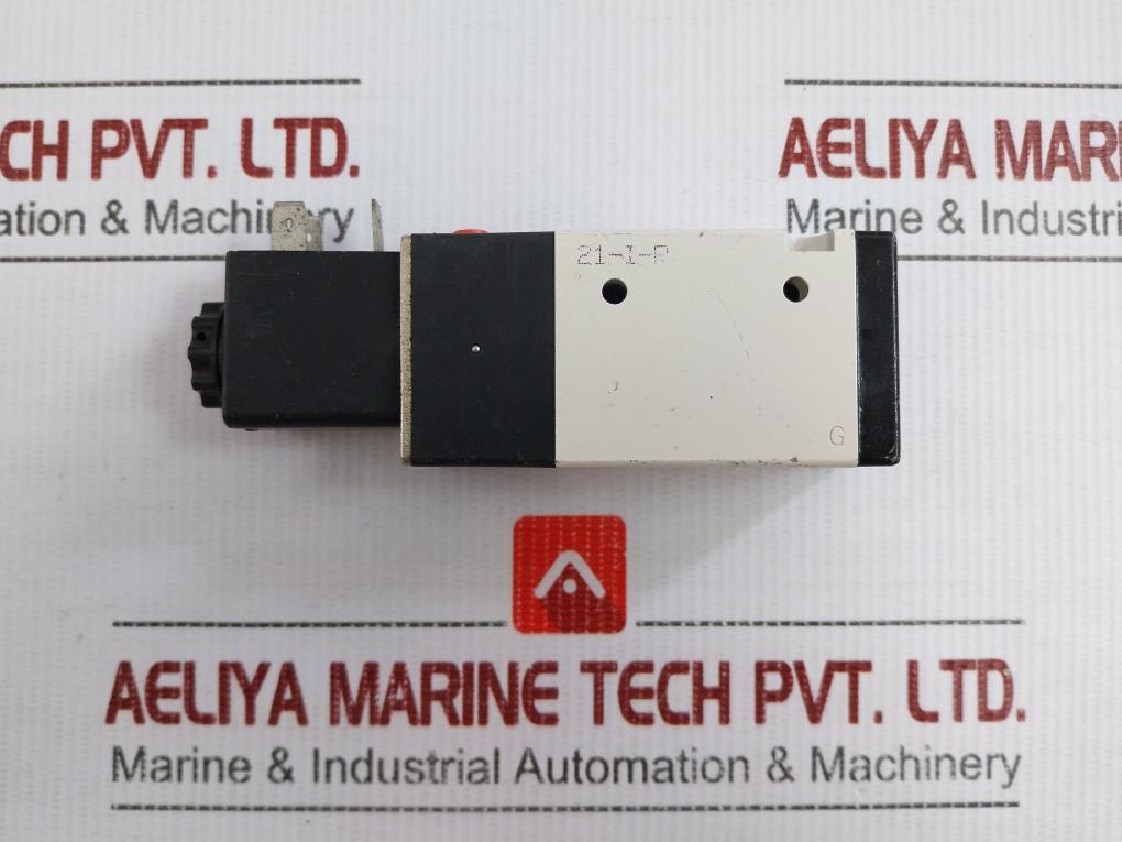 Airtac Solenoid Valve 1.5-8.0 Bar Dc24V 3.0W Ip65 Part No 3V310-08-nc