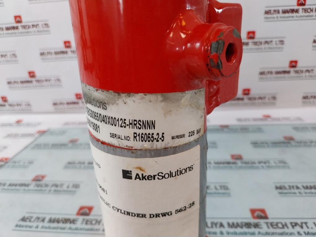 Aker CD10BG0065/040X00125-HRSNNN Hydraulic Cylinder 225 Bar