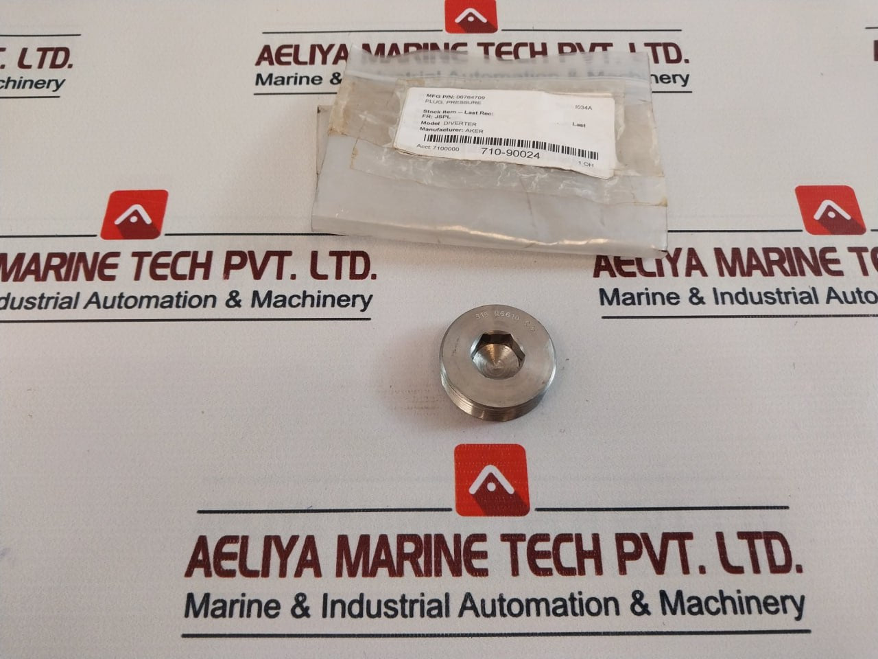 Aker Q6610 Pressure Plug 06764709