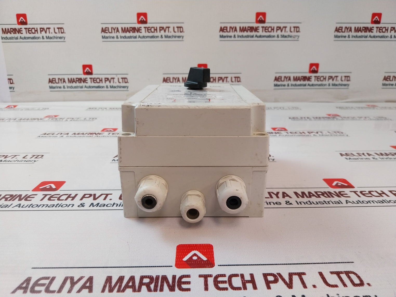 Aki Power Systems Ups Bypass Switch 20Amp 300Vac At08F349