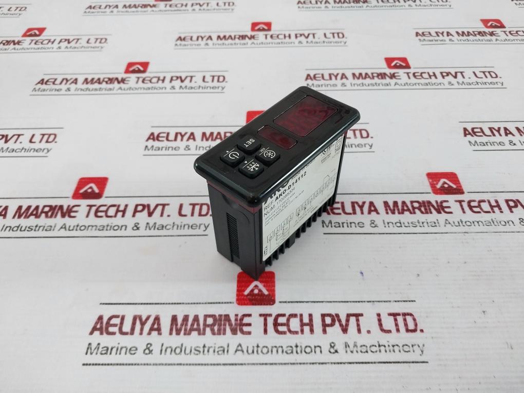 Ako Ako-d14112 Temperature Controller 2.5Va 50/60Hz