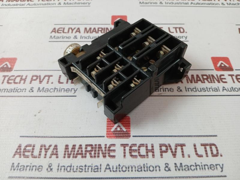 Aktieselskabet Lk-nes Mv1-2 Magnetic Contactor 272C5032 2.5-4.0A