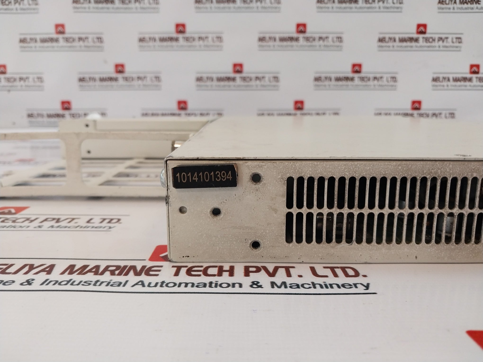 Alcatel-lucent Os6850-48 Network Switch W/ Power Supply Ps-126W-ac 100-240V~