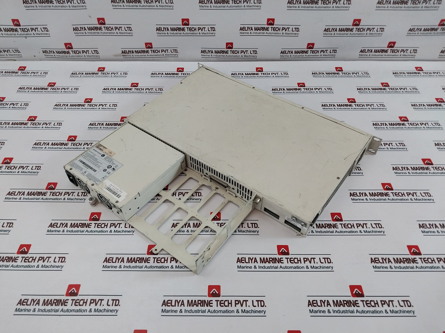 Alcatel-lucent Os6850-48 Network Switch W/ Power Supply Ps-126W-ac 100-240V~