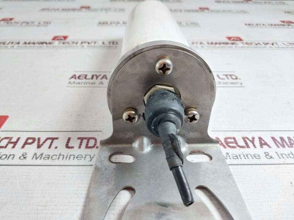 Alfa Aoa-m4G 4G Lte Outdoor Marine Omni Antenna 4/6 Dbi