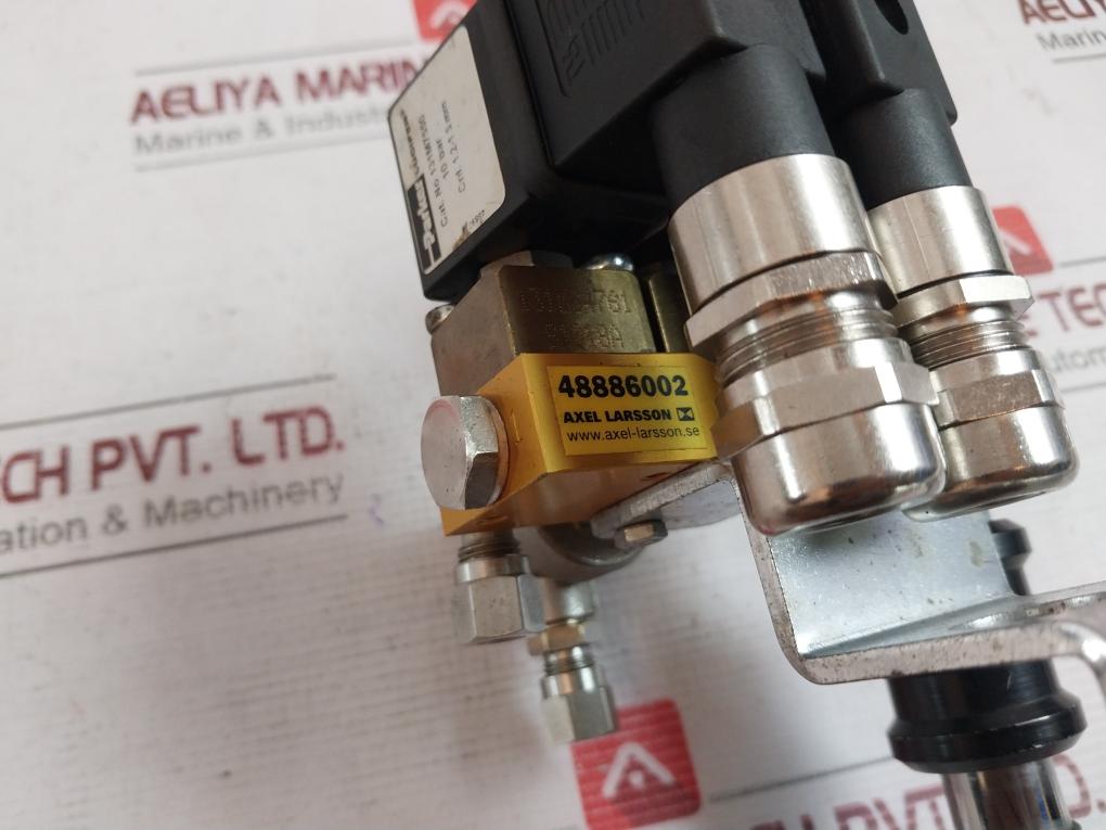 Alfa Laval 176349880 Solenoid Valve Block 48886002 3W 1.2–1.5 Mm