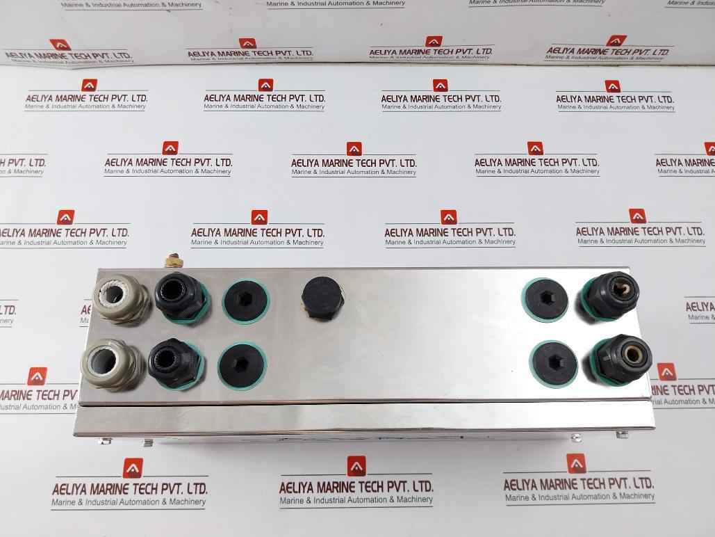 Alfa Laval Cooper Crouse-hinds Xcl Control Panel Enclosure Ip66 T95c 690v 6mm2