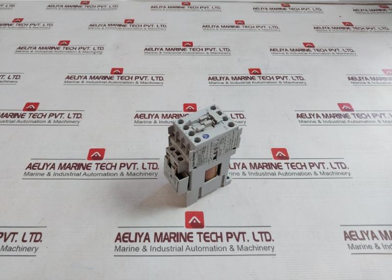 Allen-bradley 100-c09Z*01 Ser A Contactor 60947-4-1/-5-1 8Kv Ac-1 690V 32A 600V