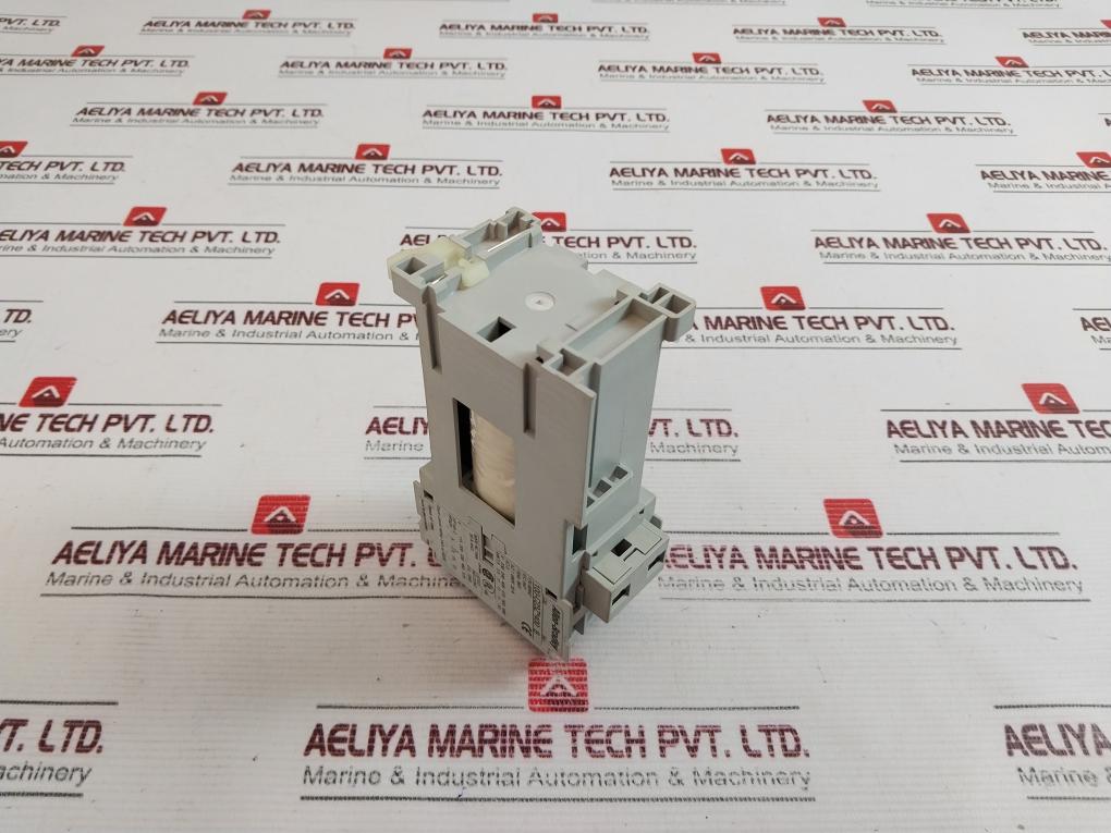 Allen-bradley 100-c23Z*400 Contactor 600V 30A