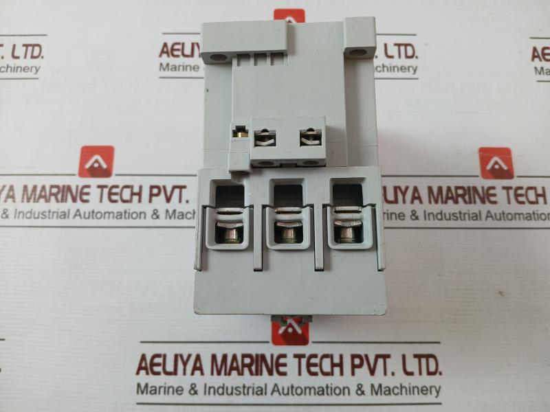 Allen-bradley 100-c85*00 Auxiliary Contactor Ser A Iec 60947-4-1 690V 100A
