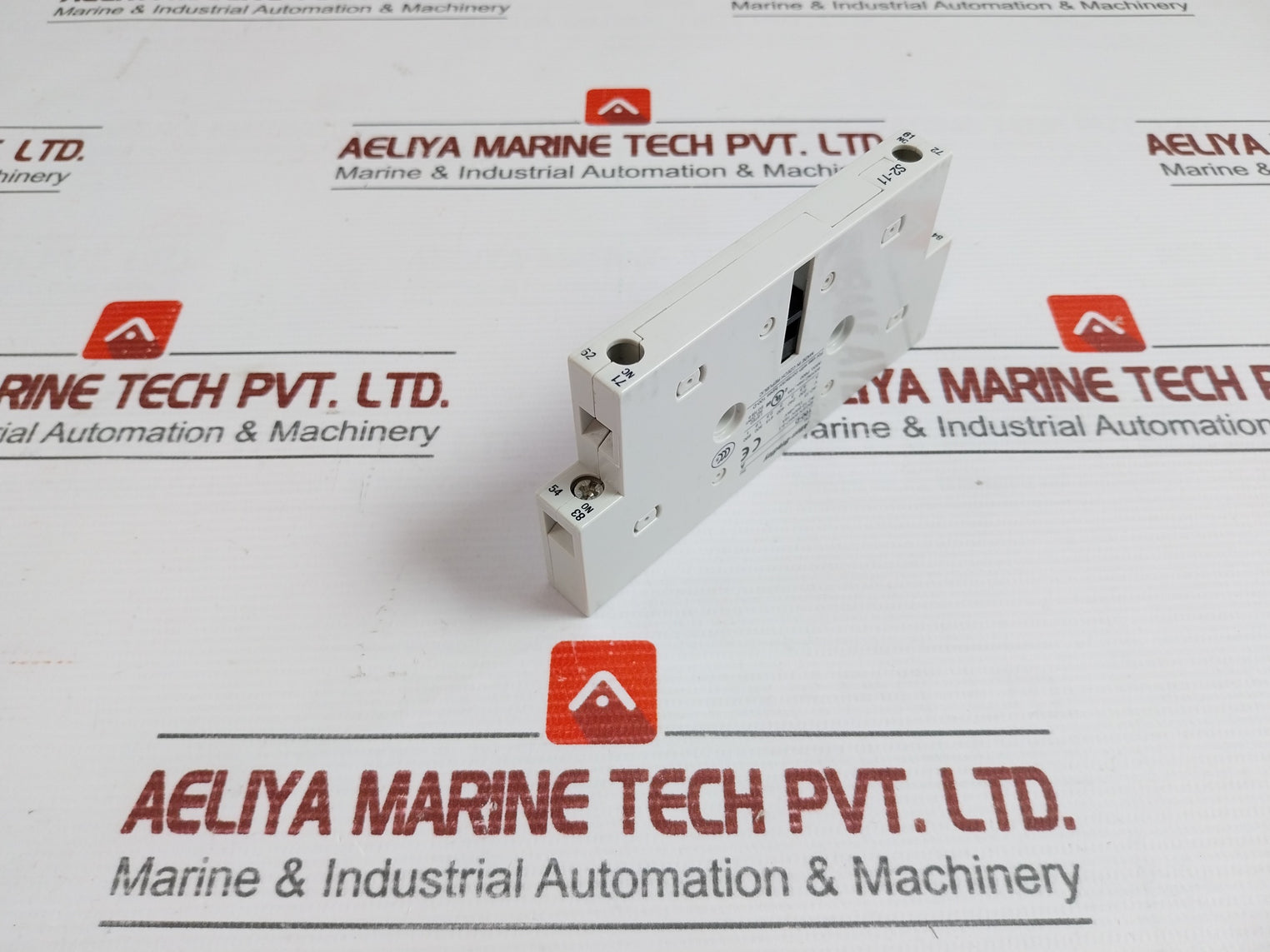 100-d S2-11 Auxiliary Contact Block Allen-bradley Ser: A 600Vac Max., 10A