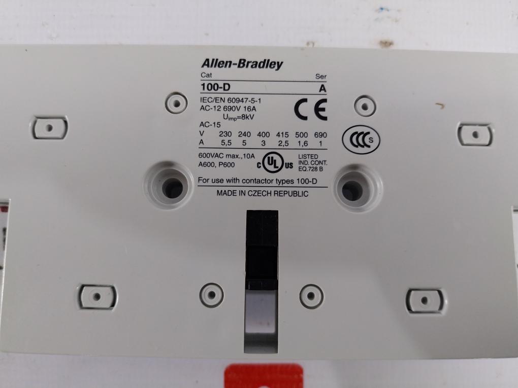 Allen-bradley 100-ds1-11 Auxiliary Contact Block Ser A 600Vac Max 10A