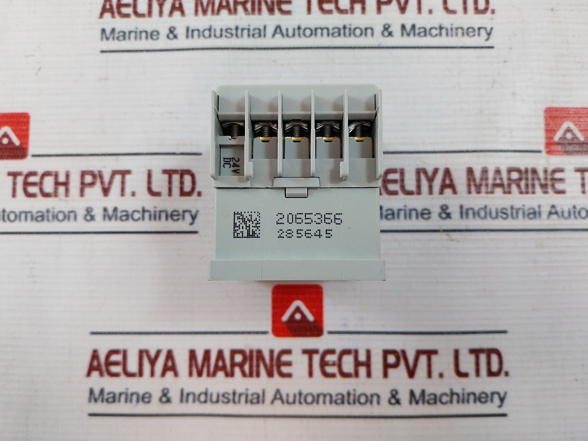 Allen-bradley 100-k05*300 Miniature Contactor 12A 600V Ser: A
