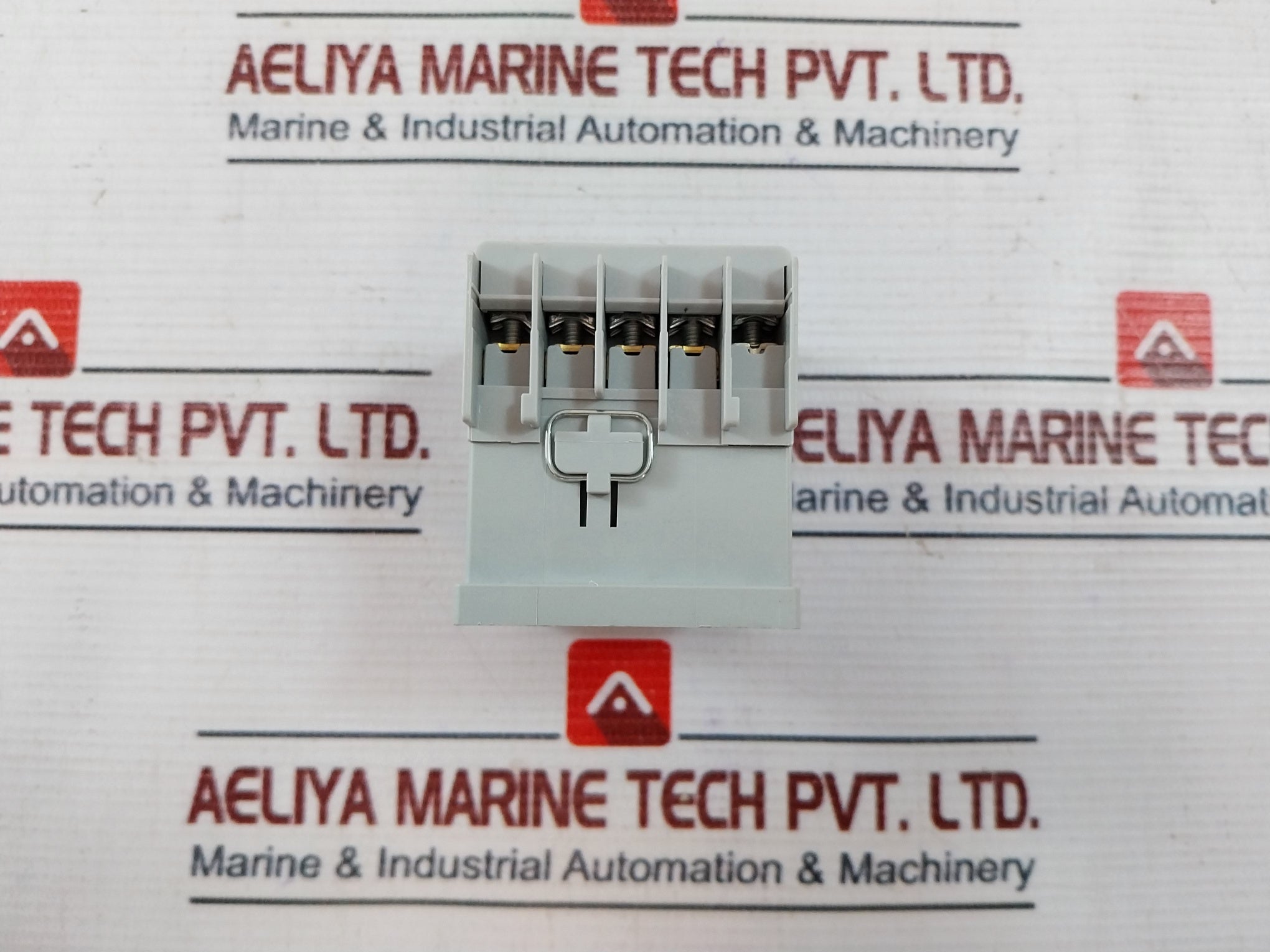 Allen-bradley 100-k05*300 Miniature Contactor 12A 600V Ser: A