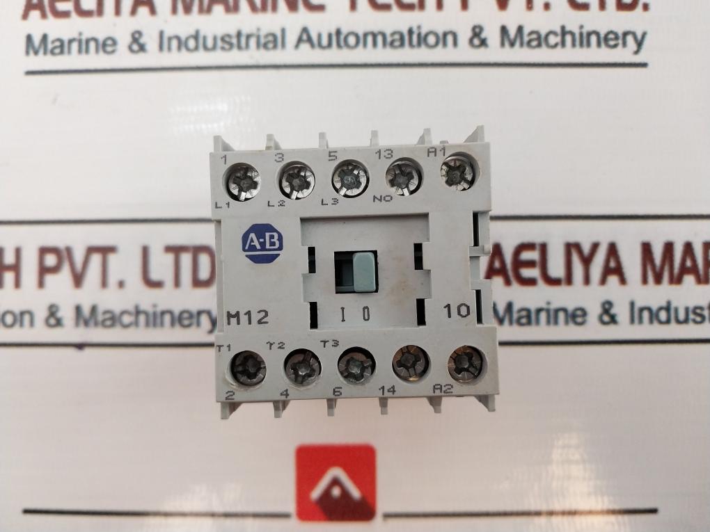 Allen-bradley 100-m12N*3 Mini Contactor Relay Ser: B 230V 50/60 Hz