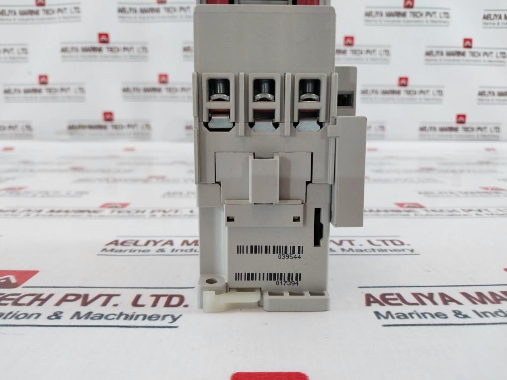 Allen-bradley 100S-f Safety Contactor Guard Master 24V Dc 690V 10A