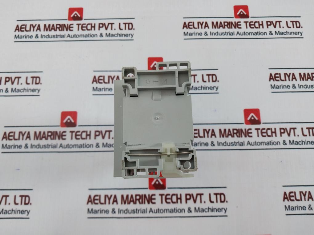 Allen-bradley 100S-f Safety Contactor Guard Master 24V Dc 690V 10A