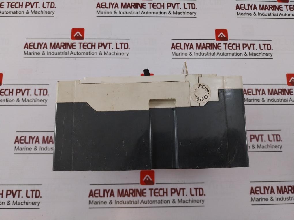 Allen-bradley 140U-j6X3 B 3-pole Molded Case Circuit Breaker Frame