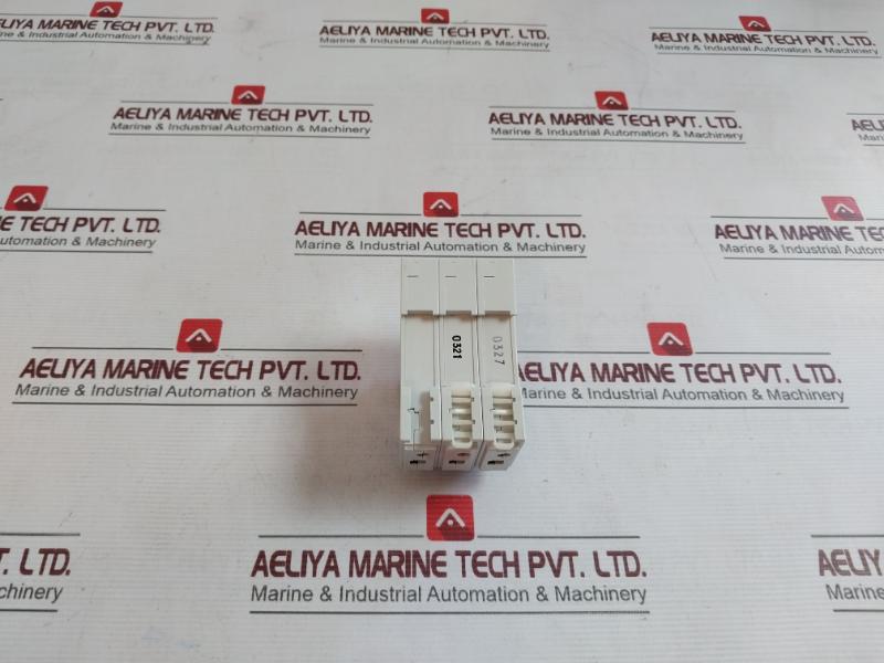 Allen-bradley 1492-cb2 Ser C Circuit Breaker Iec 60947 1492-acb 6A 277Vac