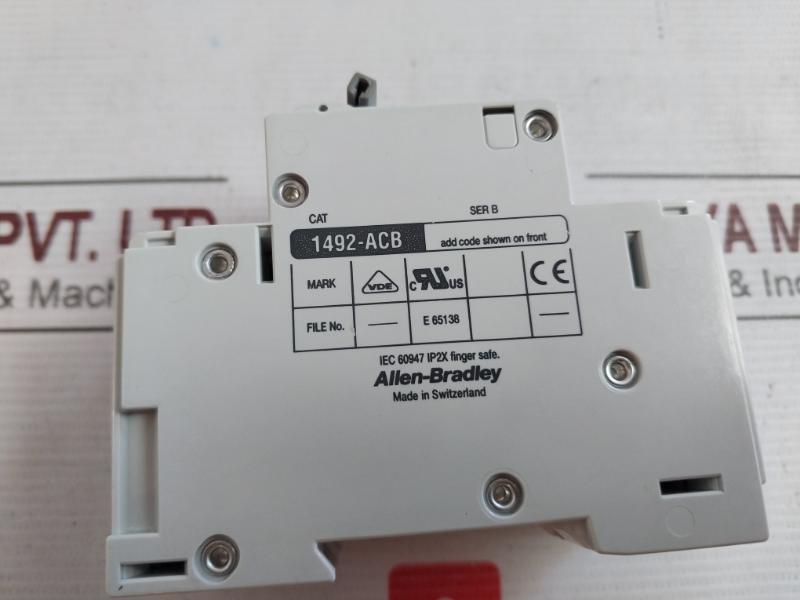 Allen-bradley 1492-cb2 Ser C Circuit Breaker Iec 60947 1492-acb 6A 277Vac
