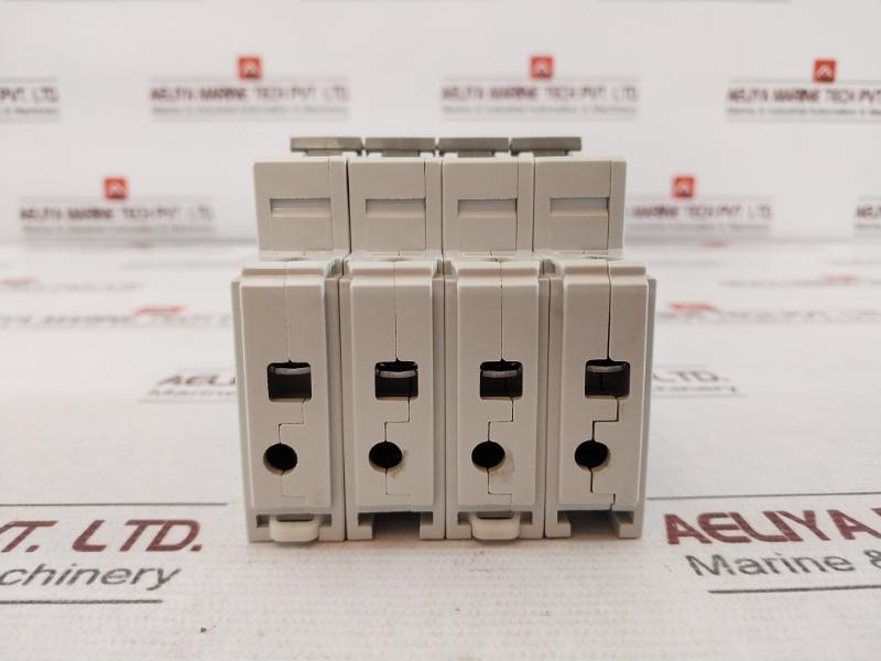 Allen-bradley 1492-cb3 Circuit Breaker G 060 Ser:B 6A 277Vac Ac420V, Ac300V 25A