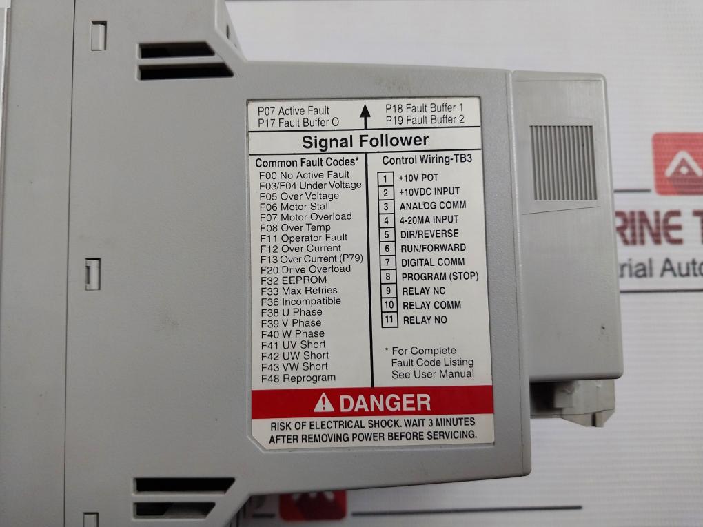 Allen-bradley 160-ba02Nsf1 Variable Speed Drive Ip20 0.55Kw/0.75Hp 380-460V 2.0A