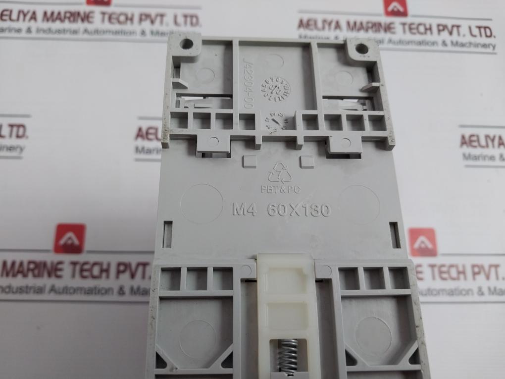 Allen-bradley 160-ba02Nsf1 Variable Speed Drive Ip20 0.55Kw/0.75Hp 380-460V 2.0A