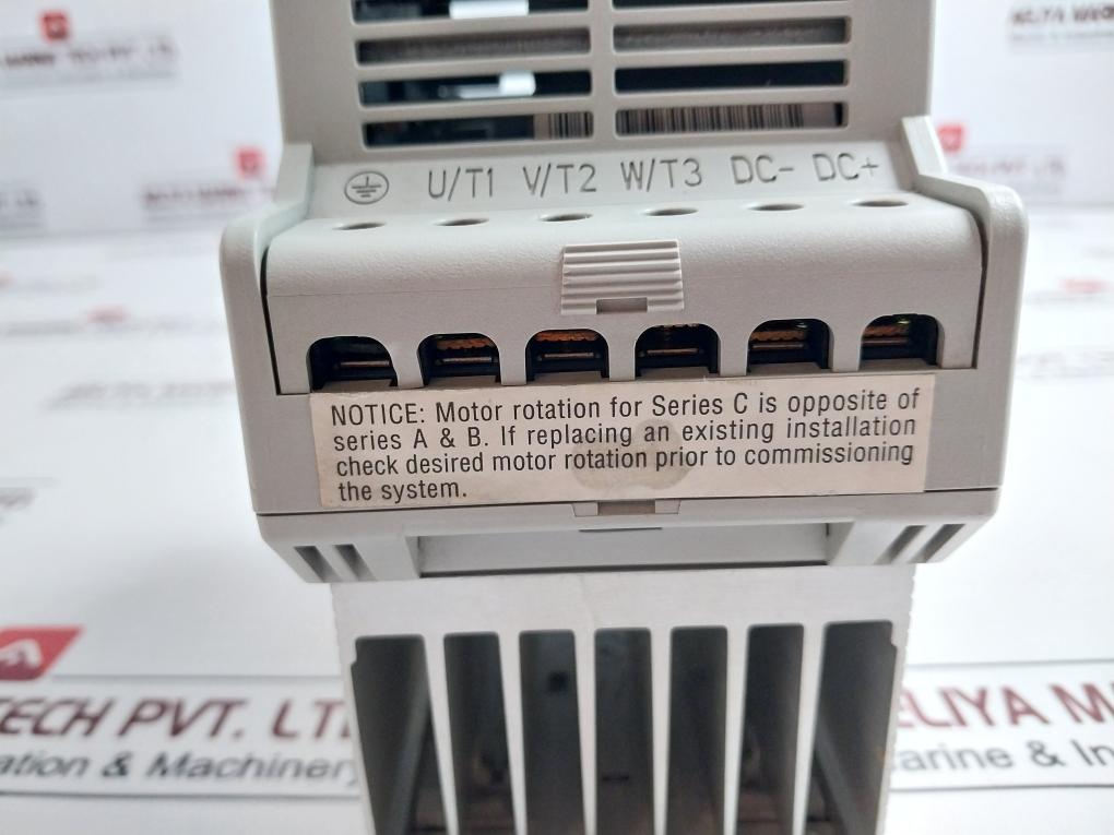 Allen-bradley 160-ba02Nsf1 Variable Speed Drive Ip20 0.55Kw/0.75Hp 380-460V 2.0A