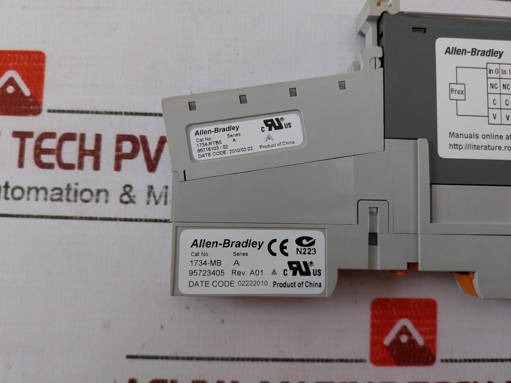 Allen-bradley 1734-ib2 Digital Input Module 24Vdc 92406471 Rev A01 5Vdc 75Ma