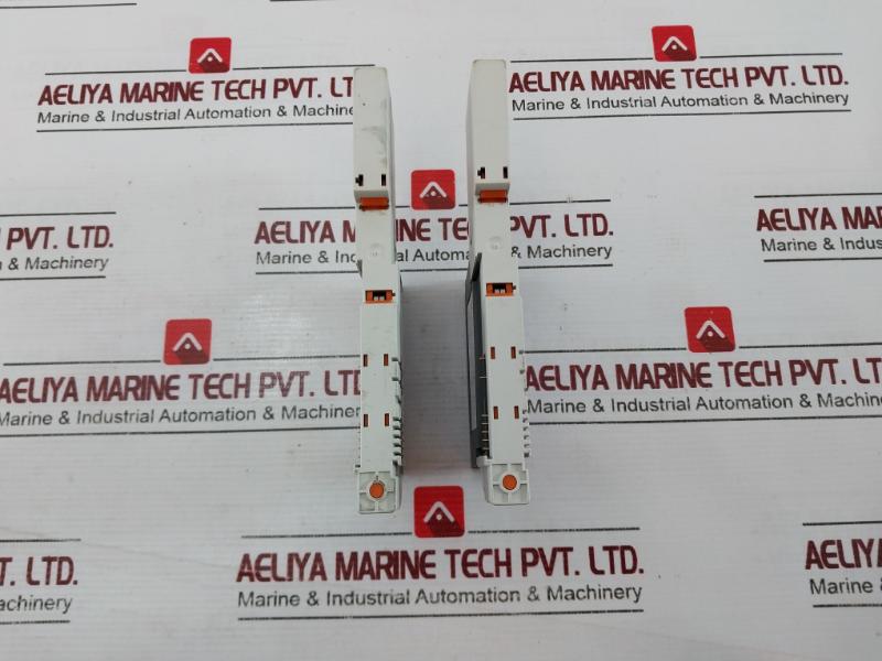 Allen-bradley Ser C 1734-ie2V Analog Voltage Input Rev A01 5V Dc 75 Ma 97334871