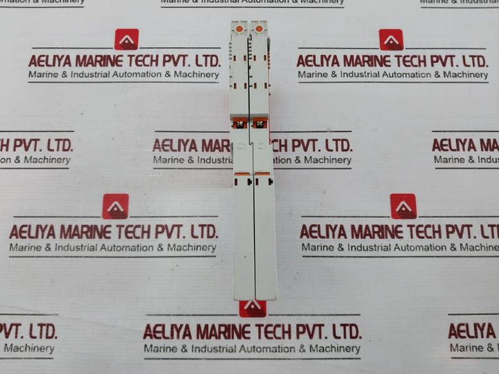 Allen-bradley Ser B 1734-ob8S 8 Channel Safety Sourcing Output Module Rev A01