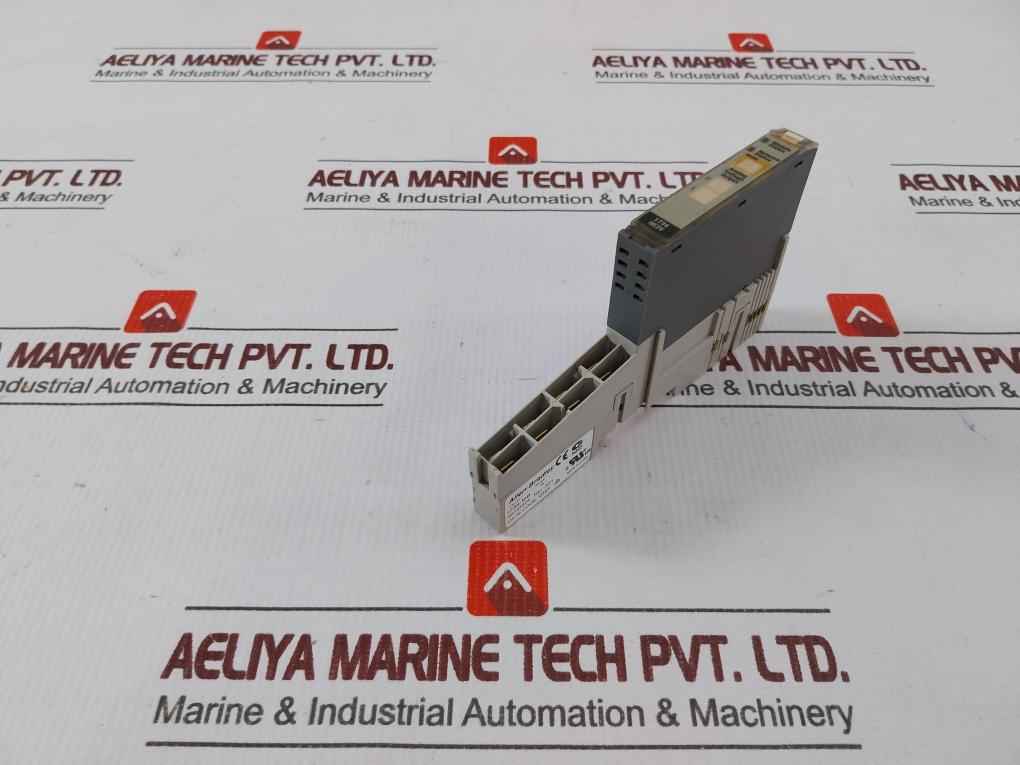 Allen-bradley 1734-oe2v Analog Voltage Output Module 24 Vdc 35ma 96409675