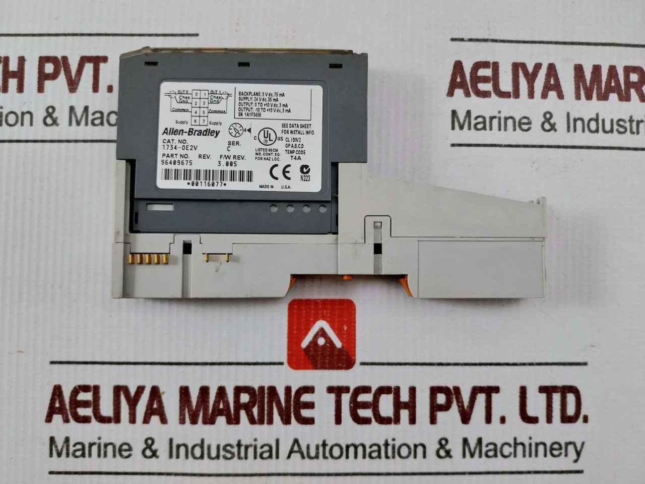 Allen-bradley 1734-oe2v Analog Voltage Output Module 24 Vdc 35ma 96409675