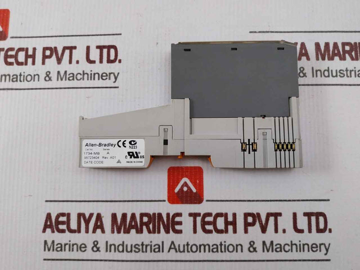 Allen-bradley 1734-oe2v Analog Voltage Output Module 24 Vdc 35ma 96409675
