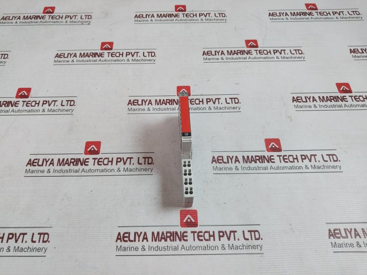 Allen-bradley 1734-vtm Voltage Terminal Module 120/240 Vac 50/60Hz Ser.C