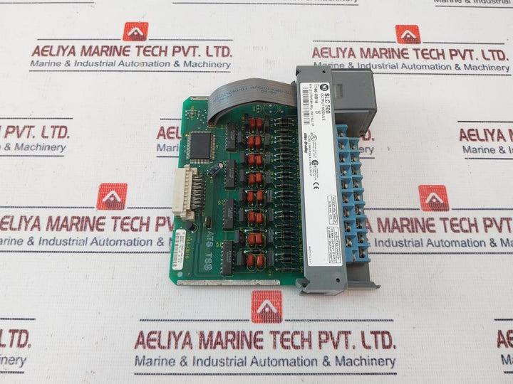 Allen-bradley 1746-ob16 Output Module 10.50 Vdc
