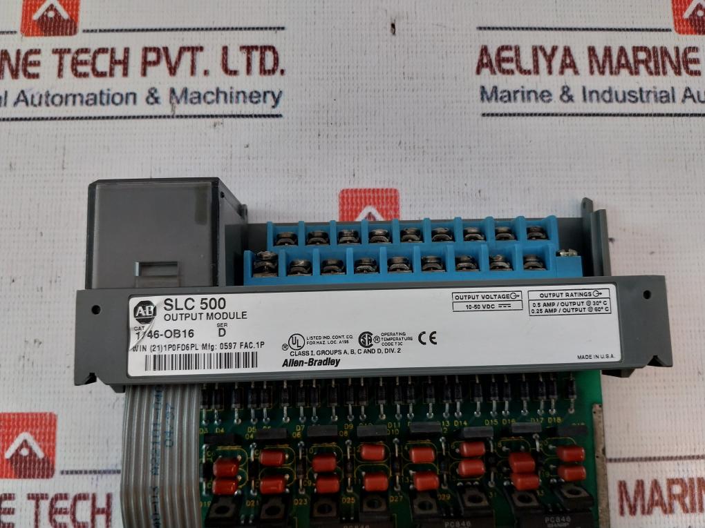 Allen-bradley 1746-ob16 Output Module 10.50 Vdc